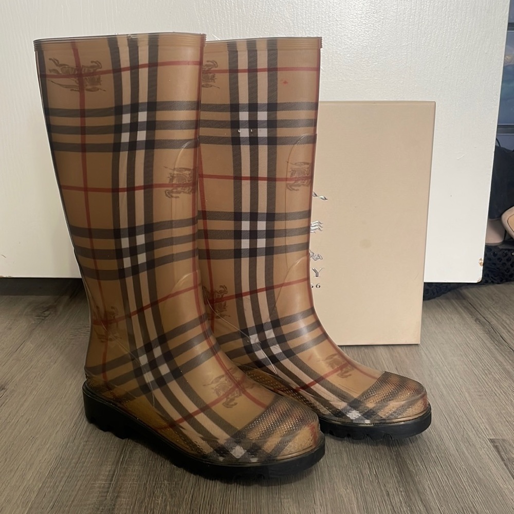 Burberry rain boots